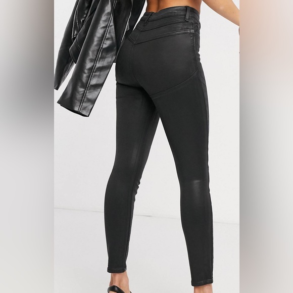 ASOS DESIGN high rise 'lift and contour' skinny jeans in coated black - Picture 4 of 11
